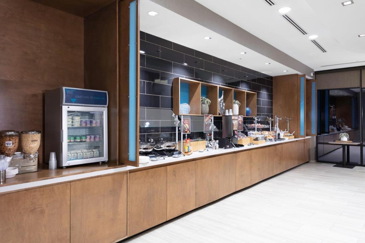 Springhill Suites By Marriott Durham City View Exterior foto